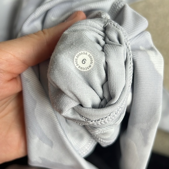 Lululemon align leggings - Picture 3 of 3